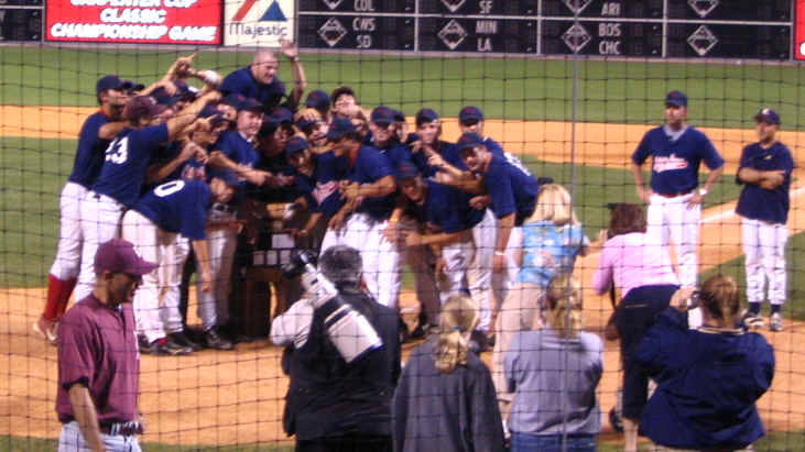 wpe22.jpg (44982 bytes)