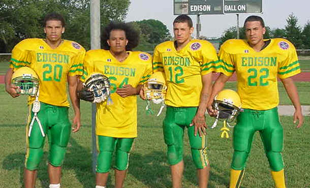 wpe22.jpg (40169 bytes)